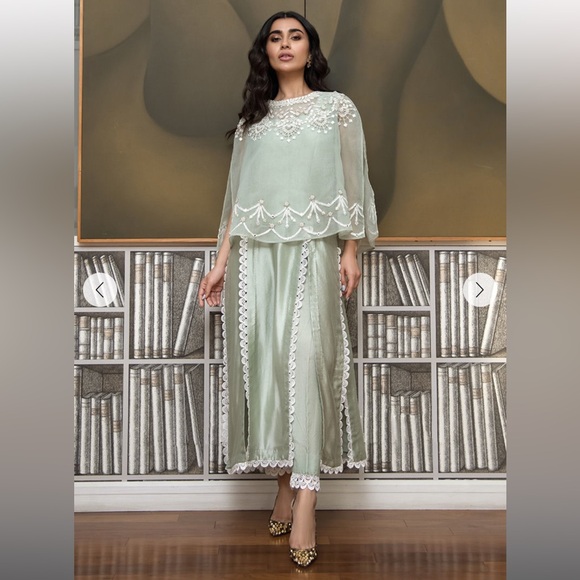 Sehrish Rehan Eid Collection - Pakistani designer suit - Picture 1 of 9